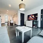 Apartamento Super 5 Avec 4 Sdb Pres Du Centre Et Gare Reims
