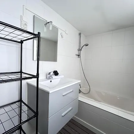 Super 5 Avec 4 Sdb Pres Du Centre Et Gare Διαμέρισμα