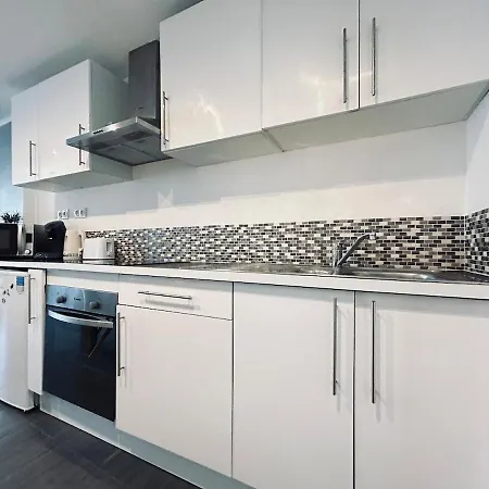 Super 5 Avec 4 Sdb Près Du Centre Et Gare * Reims