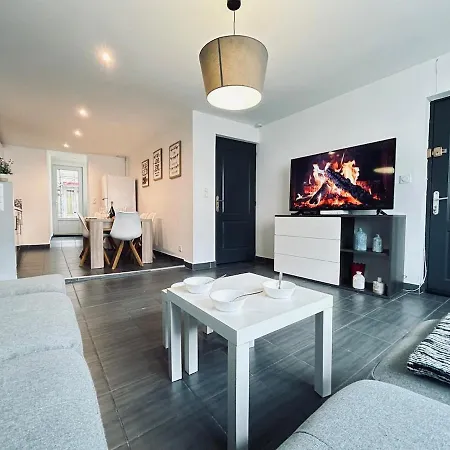 Apartment Super 5 Avec 4 Sdb Pres Du Centre Et Gare Reims