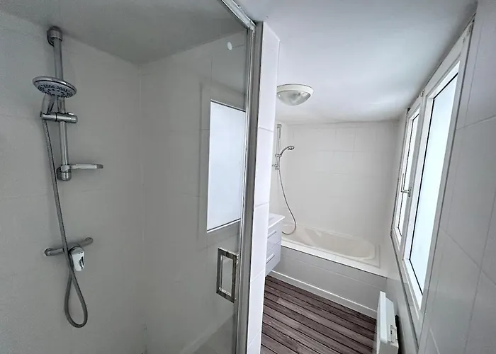 Super 5 Avec 4 Sdb Pres Du Centre Et Gare * Реймс