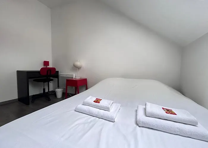 Super 5 Avec 4 Sdb Pres Du Centre Et Gare Апартаменты Реймс