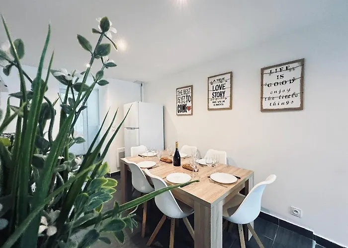 Super 5 Avec 4 Sdb Pres Du Centre Et Gare Апартаменты