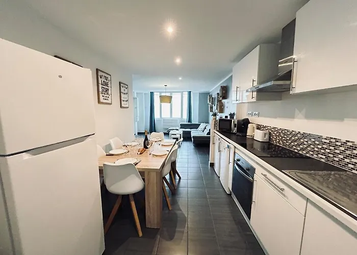 Апартаменты Super 5 Avec 4 Sdb Pres Du Centre Et Gare *